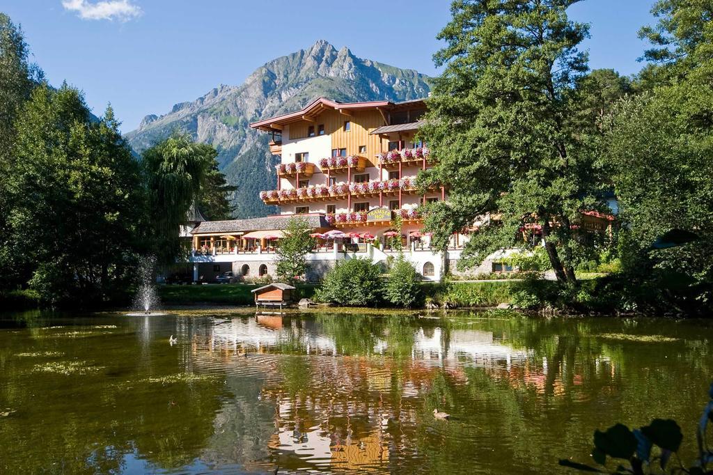 Huber Hotel Tramserhof Landeck Exterior photo